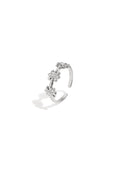 Ring met minimalistische bloemen