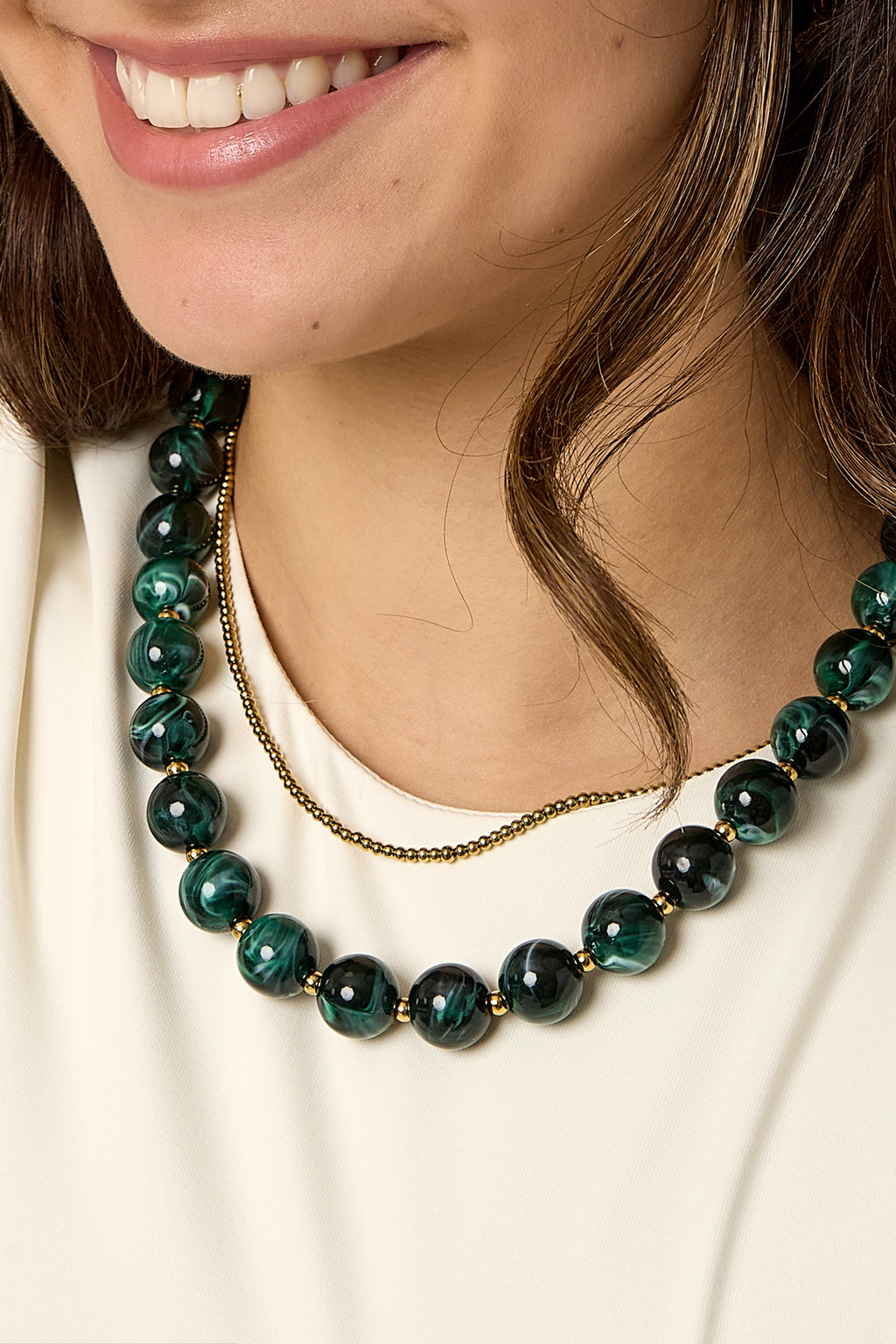 Kralenketting met goude kraaltjes 13.5mm