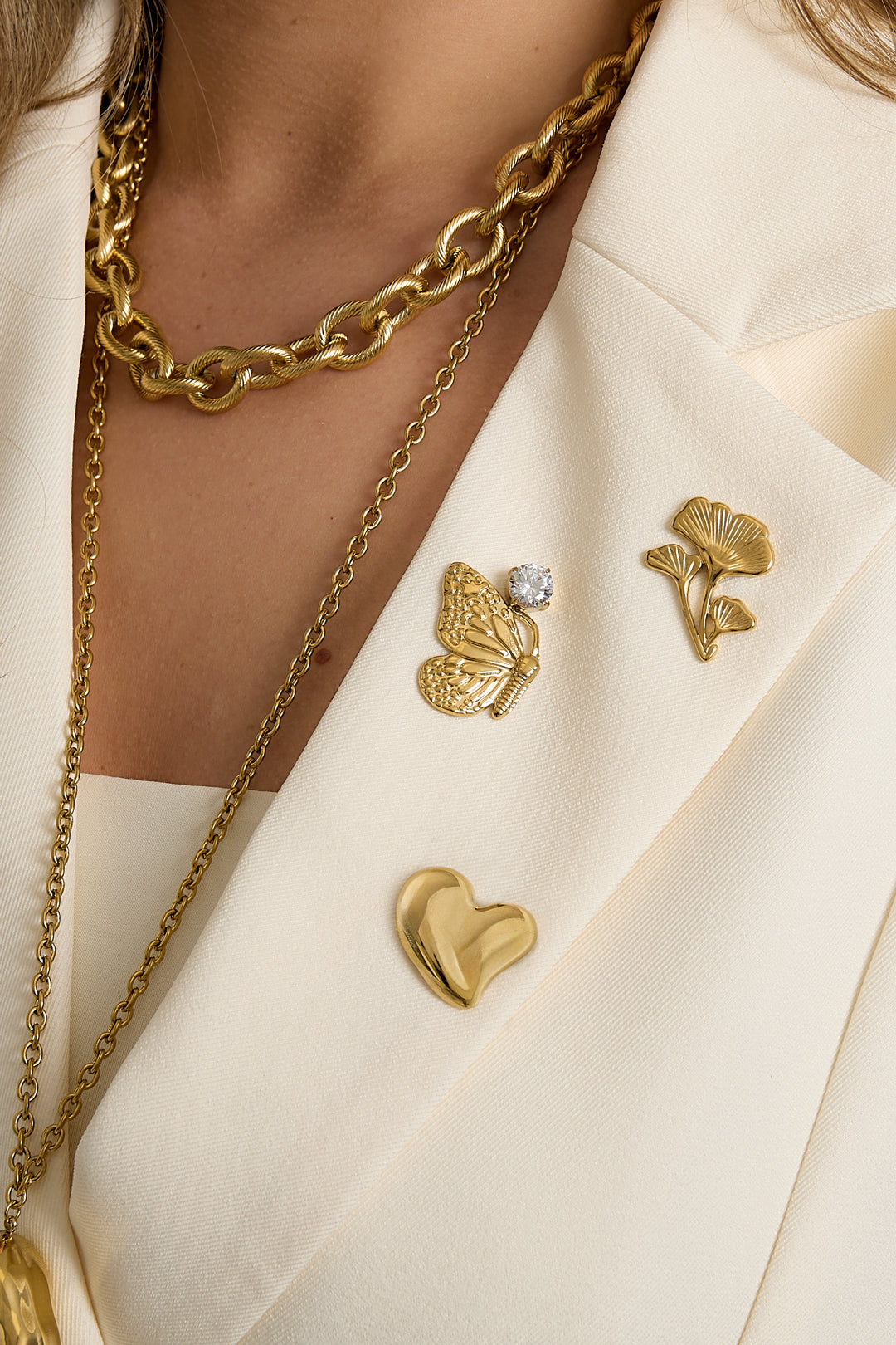 Broches van roestvrij staal – Vlinder – Eenvoudig en dagelijks draagbaar - gedragen om het jasje van een model