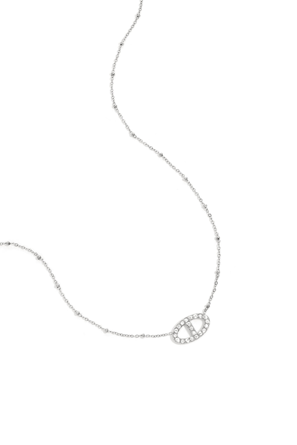 Ketting met versierde ovale hanger - zilver