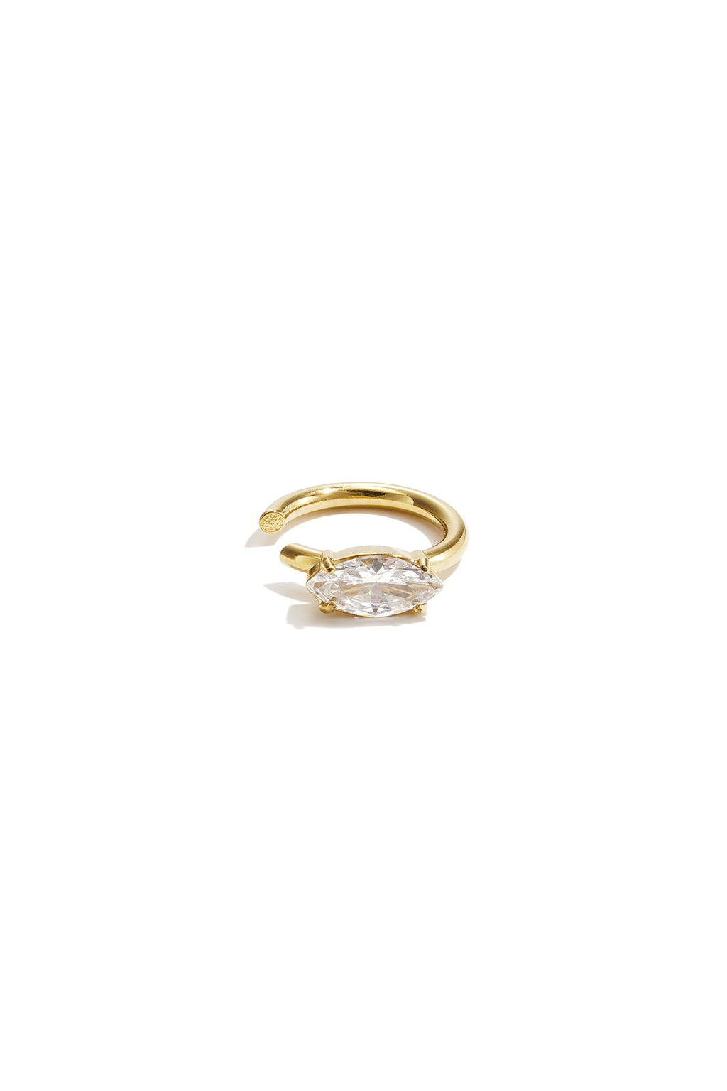 Roestvrijstalen oormanchetten in ovale vorm, eenvoudige dagelijkse sieraden uit de Simple Series voor dames.